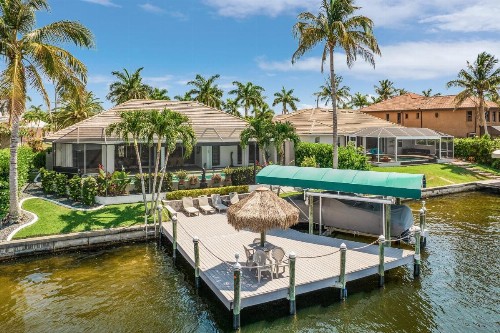 Waterfront Villa ID2621