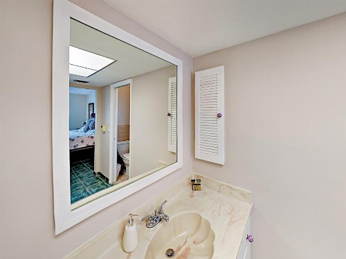 5019 Pelican Blvd Home - image 3