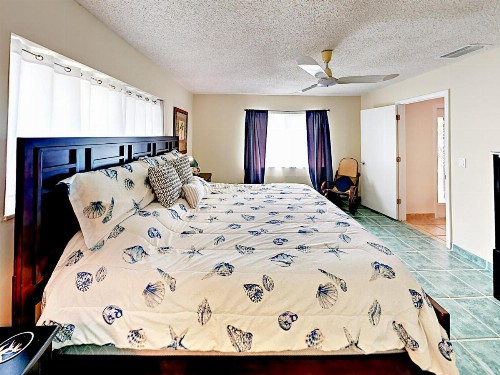 5019 Pelican Blvd Home - image 6