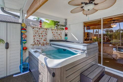 The Coral House - image 11