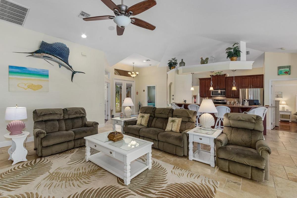Villa Spain - main image