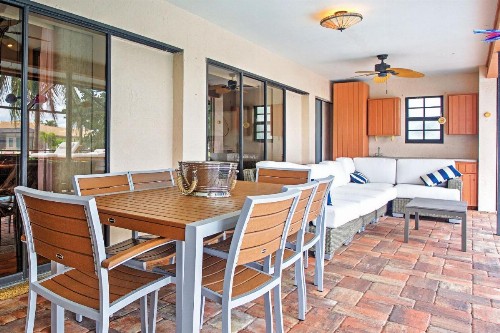 Newly Renovated Tropical Getaway in Cape Coral! - image 4