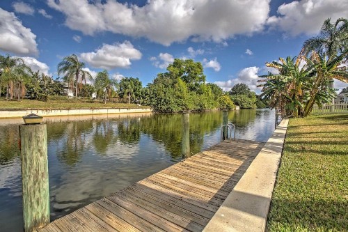 Airy Cape Coral Home with Dock Private Lanai and Pool - image 11