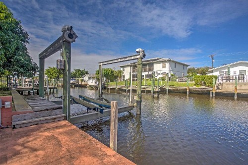 Tropical Cape Coral Home with Private Dock on Canal! - image 12