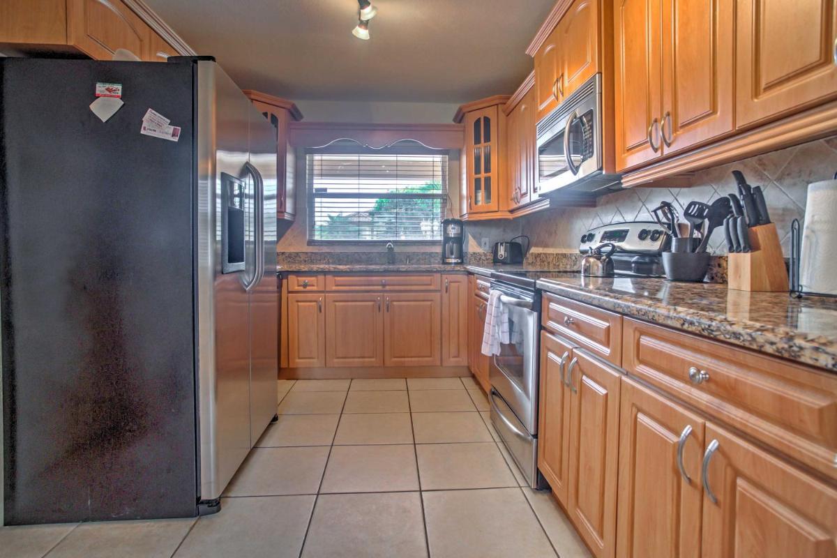 Tropical Cape Coral Home with Private Dock on Canal! - image 7
