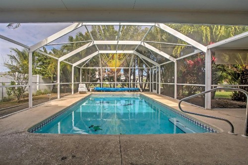 Tropical Cape Coral Home with Private Dock on Canal! - image 9