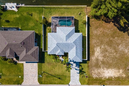 Amazing outdoor living on a freshwater canal 4 bedrooms pet-friendly - Villa Becky - image 24