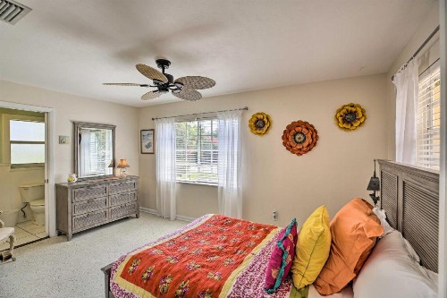 Cute Cape Coral Escape with Yard Near Downtown! - image 10