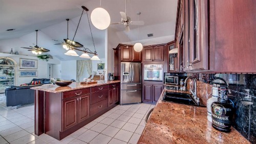 Lakeside at Cat Cay - Cape Coral - Roelens Vacations - image 7