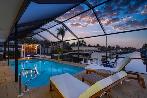 Villa Come Inn Sun - Gym Kayaks Heated Pool & Spa with Gulf Access - Roelens Vacations