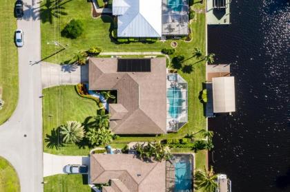New Gulf Access Home with Private Pool and Spa -Villa Dreamweaver Cape Coral - Roelens Vacations - image 8