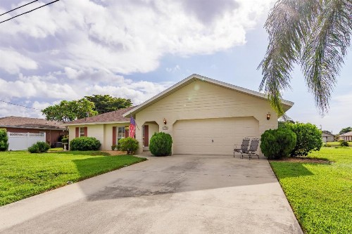 Waterfront Heated Pool Home the perfect oasis! - Villa Lost in Time - Roelens Vacations - image 10