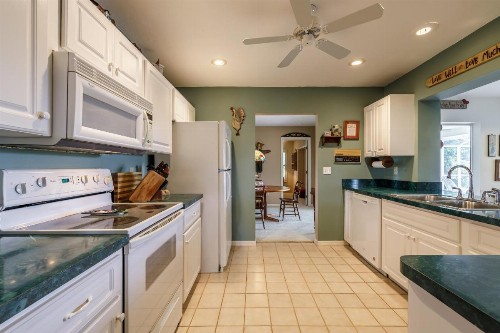 Waterfront Heated Pool Home the perfect oasis! - Villa Lost in Time - Roelens Vacations - image 15
