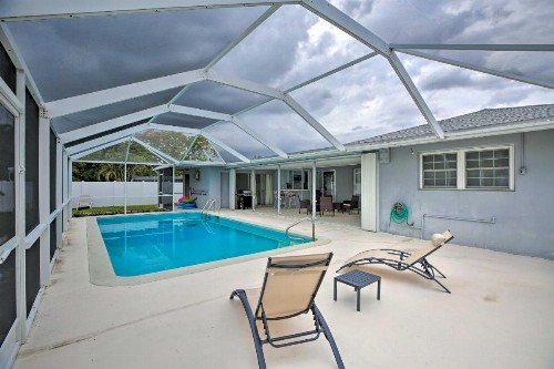 Cozy Home with Private Yard 1 Block to Canal! - image 1