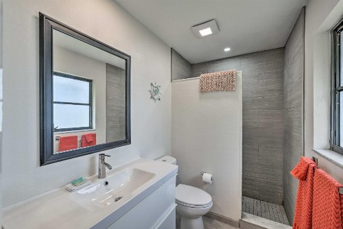Pet-Friendly Cape Coral Escape by Bike Trails - image 15