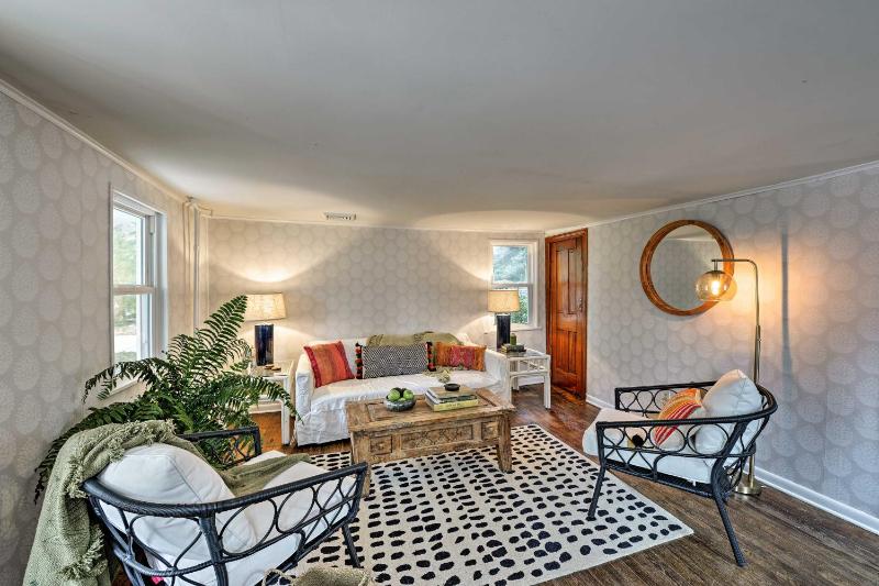 Poplar Cottage Minutes to Stone Harbor Beaches! - image 4