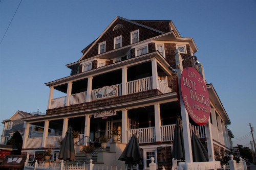 Hotel Macomber - image 15