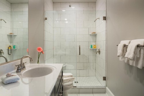 The Carroll Villa Hotel - image 30