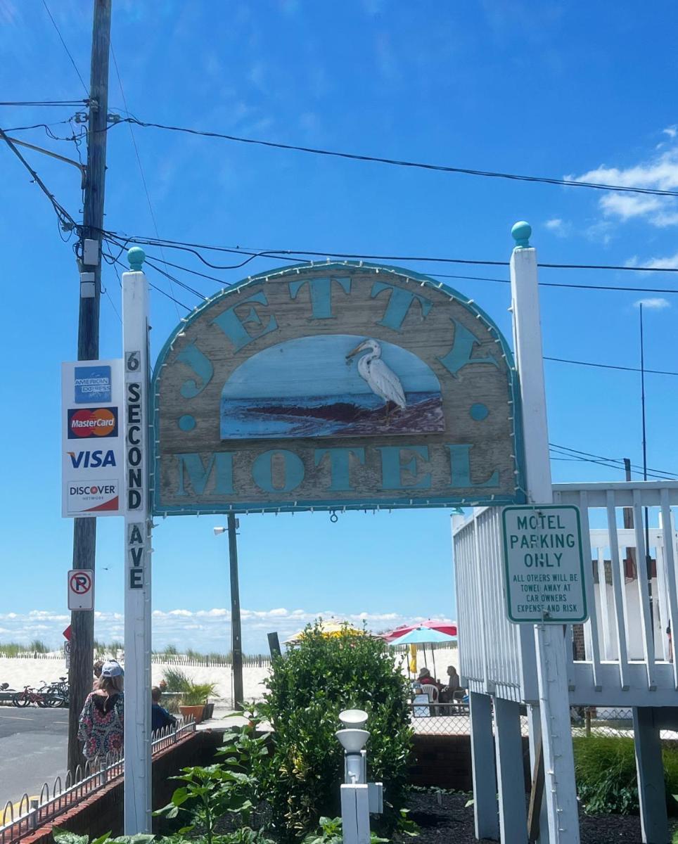 The Jetty Motel - image 3