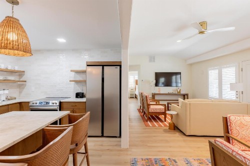 Madison Avenue Beach Club - image 21