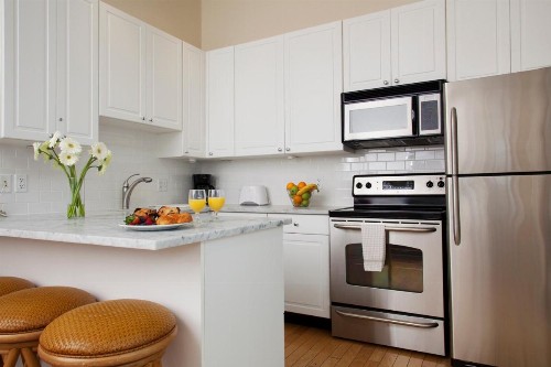 Sandpiper Beach Club - image 4