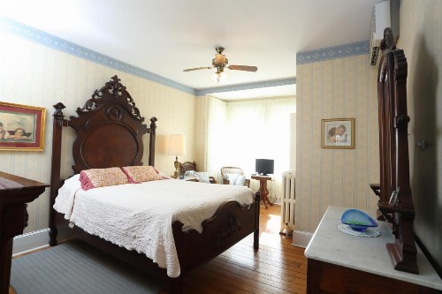 Beauclaires Bed & Breakfast - image 10