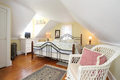 Beauclaires Bed & Breakfast - image 17