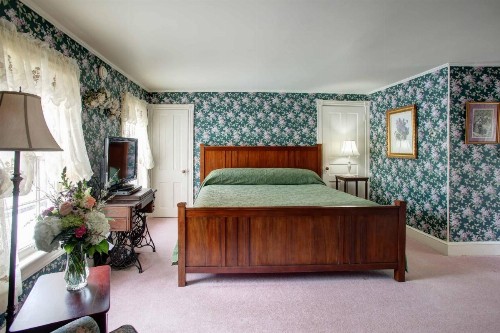 Wilbraham Mansion - image 49