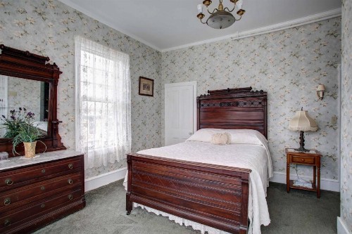 Wilbraham Mansion - image 9