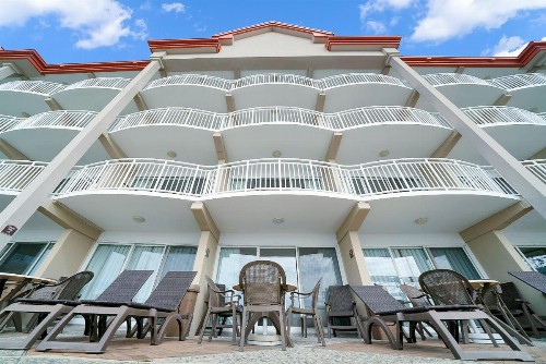 Montreal Beach Resort - image 16