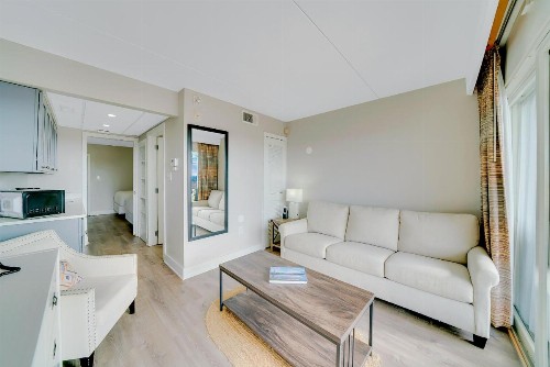 Montreal Beach Resort - image 17