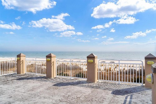 Montreal Beach Resort - image 24
