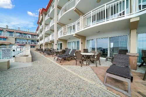 Montreal Beach Resort - image 31