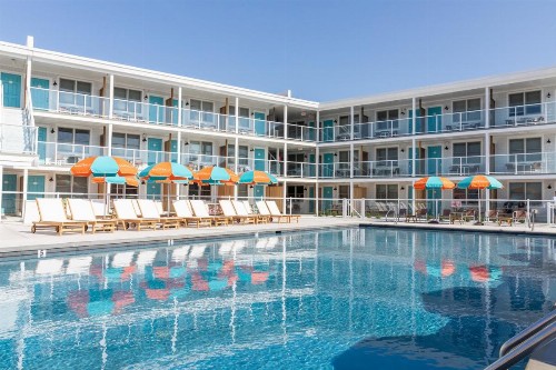 Beach Shack - image 14