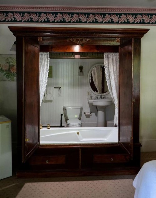 The Dormer House - image 24
