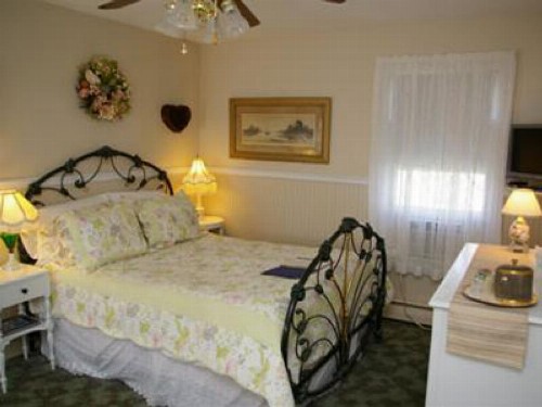 The Dormer House - image 30