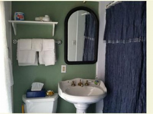 The Dormer House - image 37
