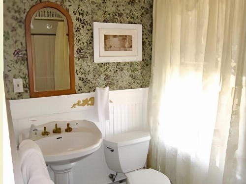 The Dormer House - image 45