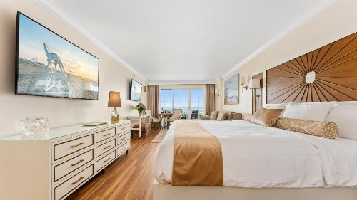 La Mer Beachfront Resort - image 23