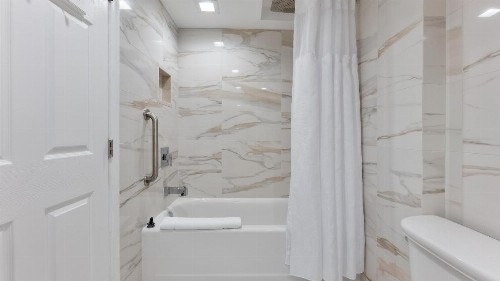 La Mer Beachfront Resort - image 31