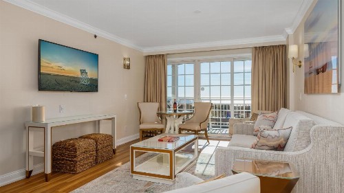 La Mer Beachfront Resort - image 36