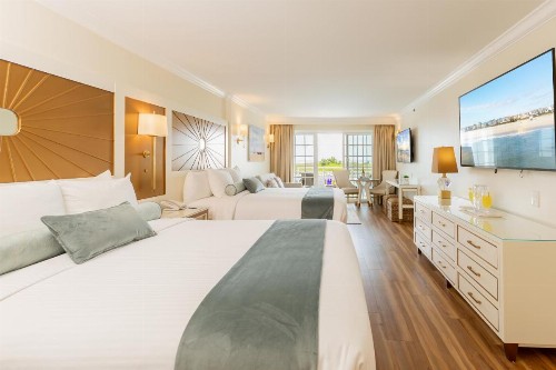 La Mer Beachfront Resort - image 7