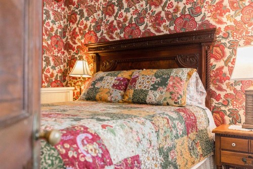 Captain Mey's Inn - image 14