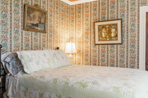 Captain Mey's Inn - image 16