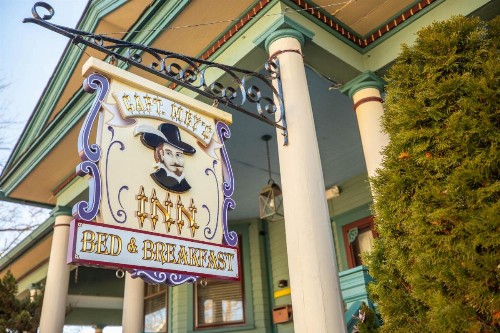 Captain Mey's Inn - image 2