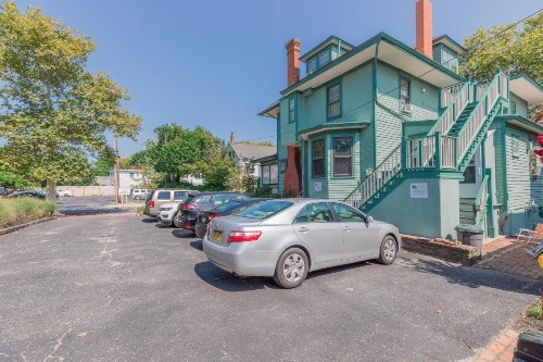 Captain Mey's Inn - image 4