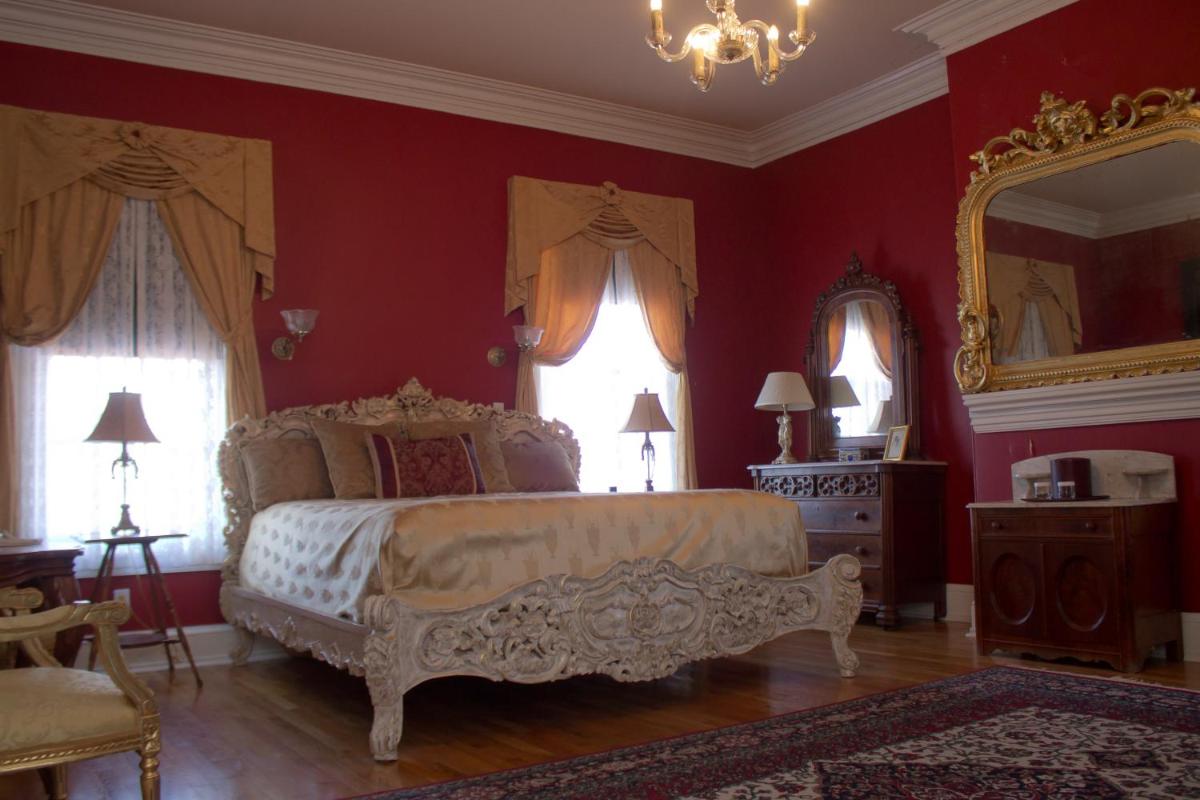 Southern Mansion - image 7