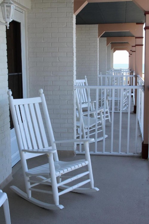 Avondale by the Sea - image 36