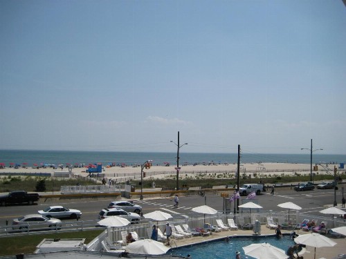 Avondale by the Sea - image 37