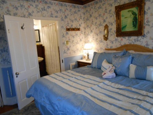 Angel of the Sea Bed and Breakfast - image 18